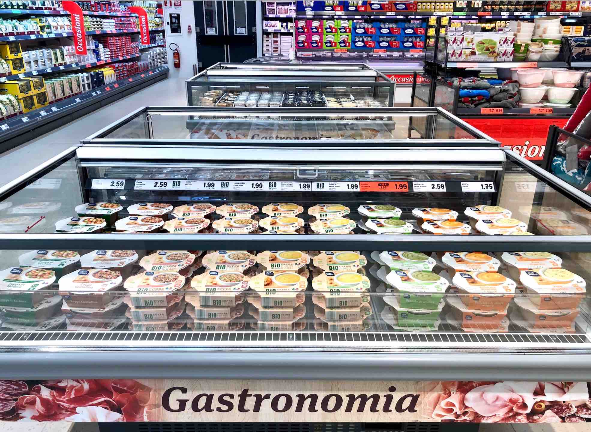 Lidl-viale-Bezzi-Milano-2019-gastronomia-copy-Fm