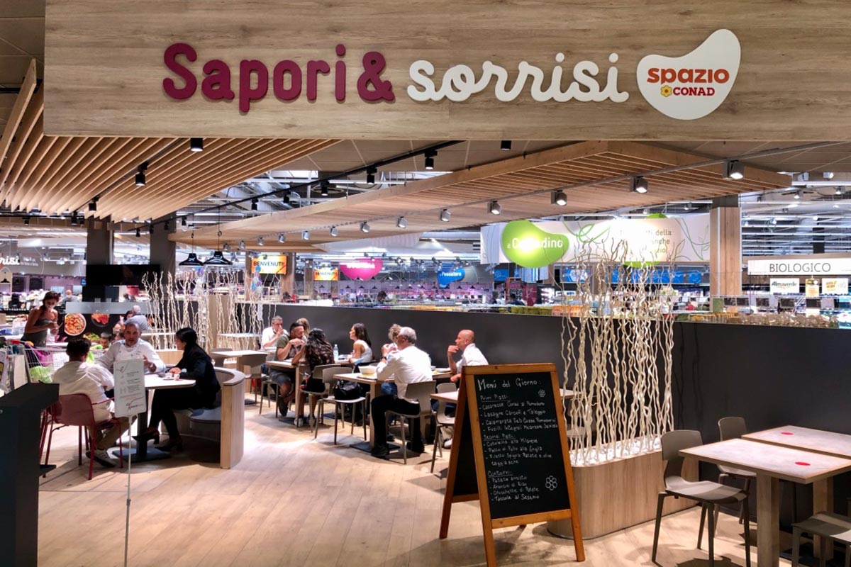 Spazio-Conad-Vimodrone-Sapori-Sorrisi-copy-Fm