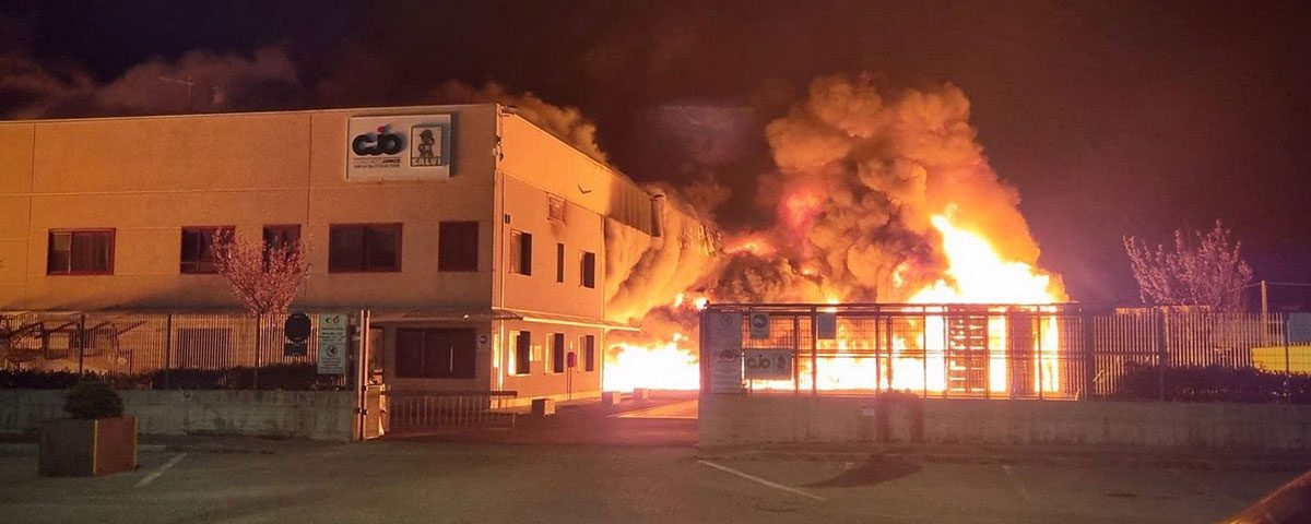 Salvi-Eboli-incendio-marzo-2022