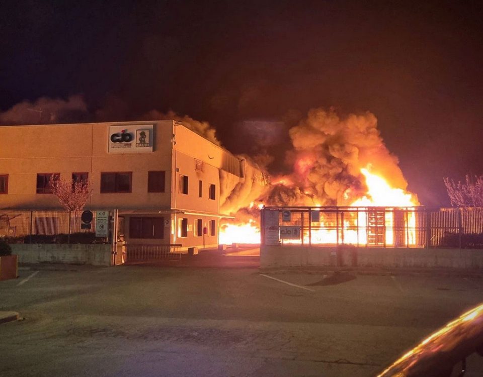 Salvi-Eboli-incendio-marzo-2022