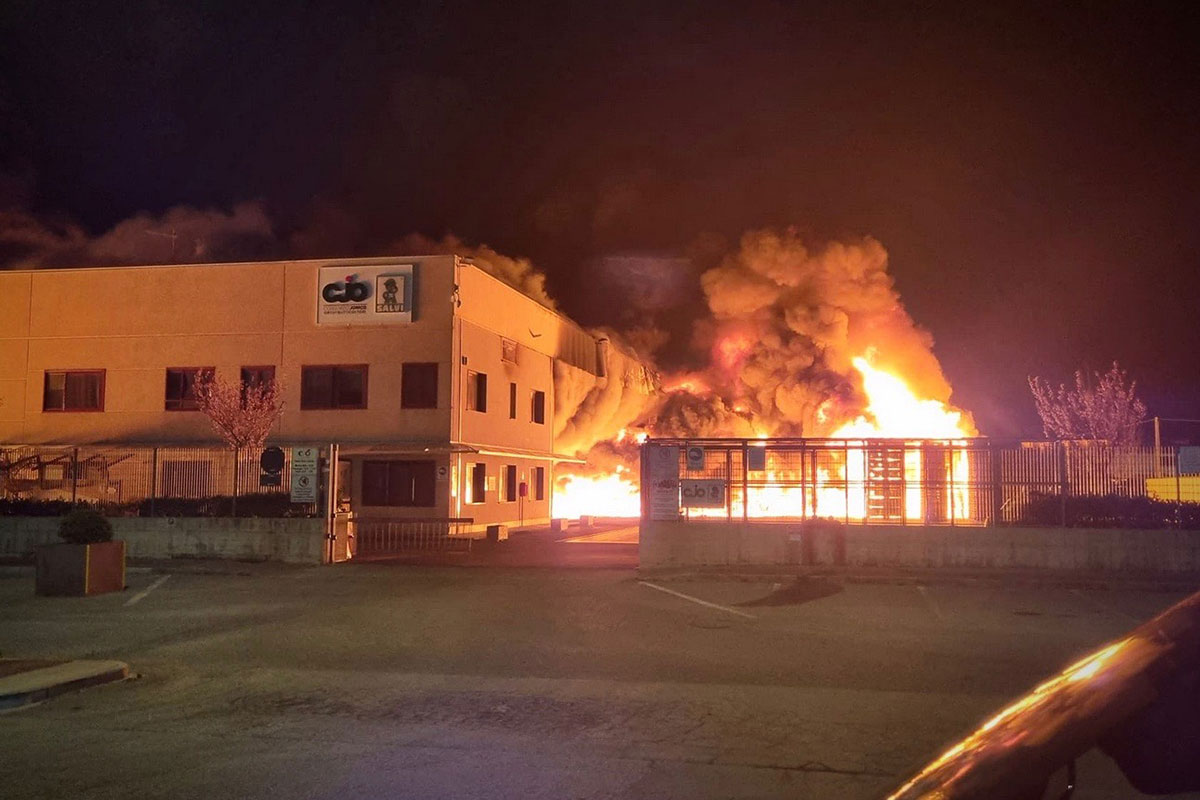 Salvi-Eboli-incendio-marzo-2022