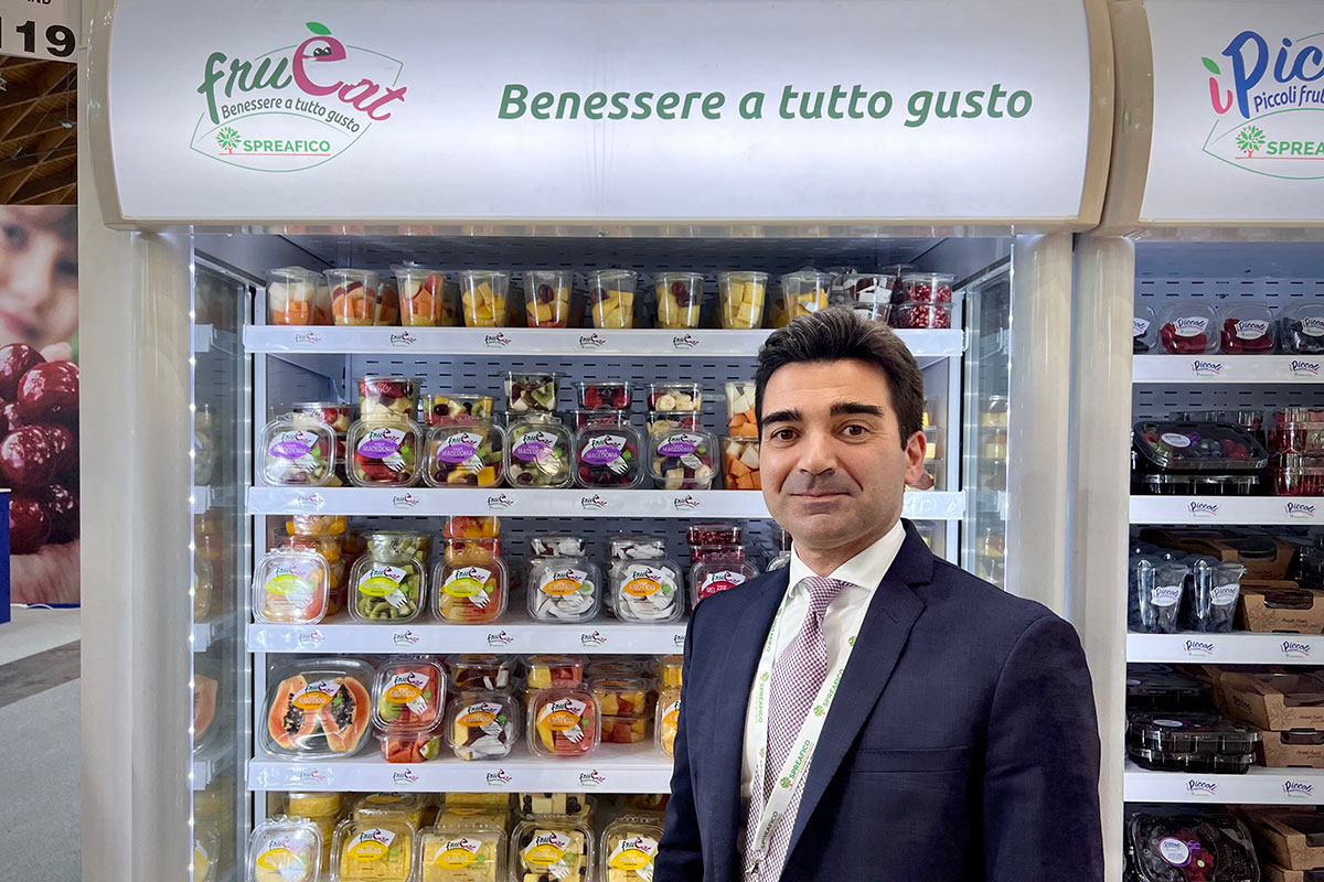 Spreafico_Veraldi_banana_FruEat_Macfrut_2023_copy_Fm