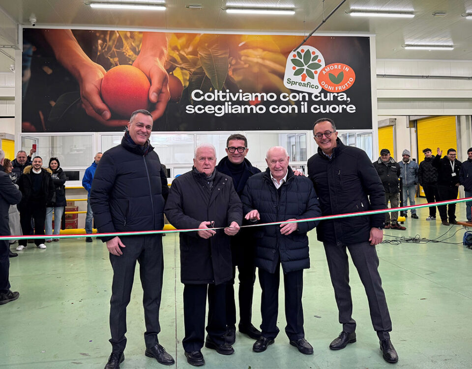 Spreafico-Stand-Milano-Taglio-Nastro-12.2025