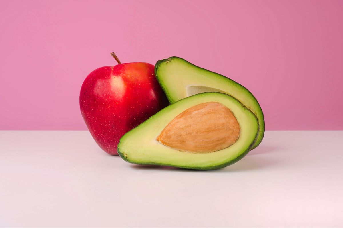 avocado e mele