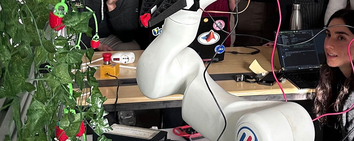 Robot-Politecnico-Bari-lamponi-premio-Giappone-2026