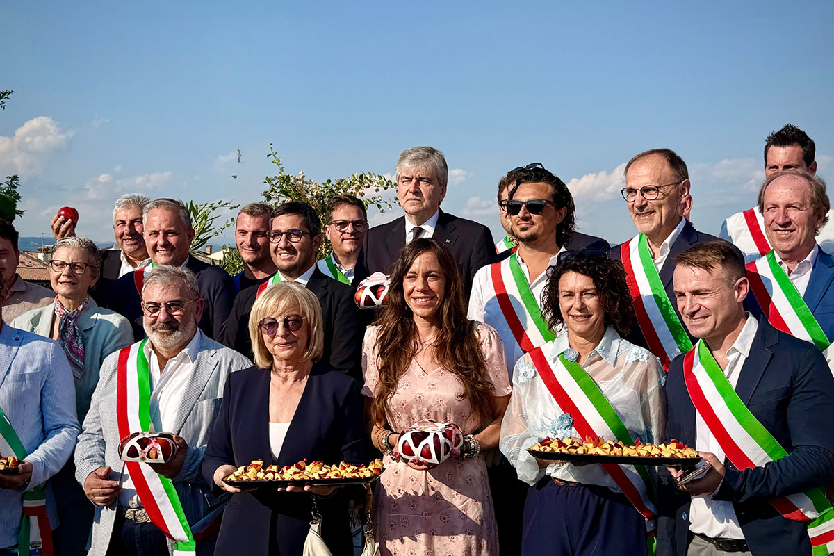 Pesca-Verona-IGP-ministro-Turismo-Mazzi-2026
