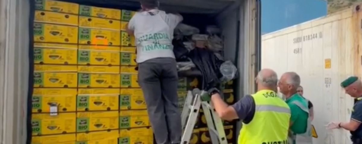 Vado Ligure droga tra le banane